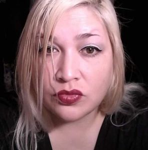 Meet your Posher, Veronica